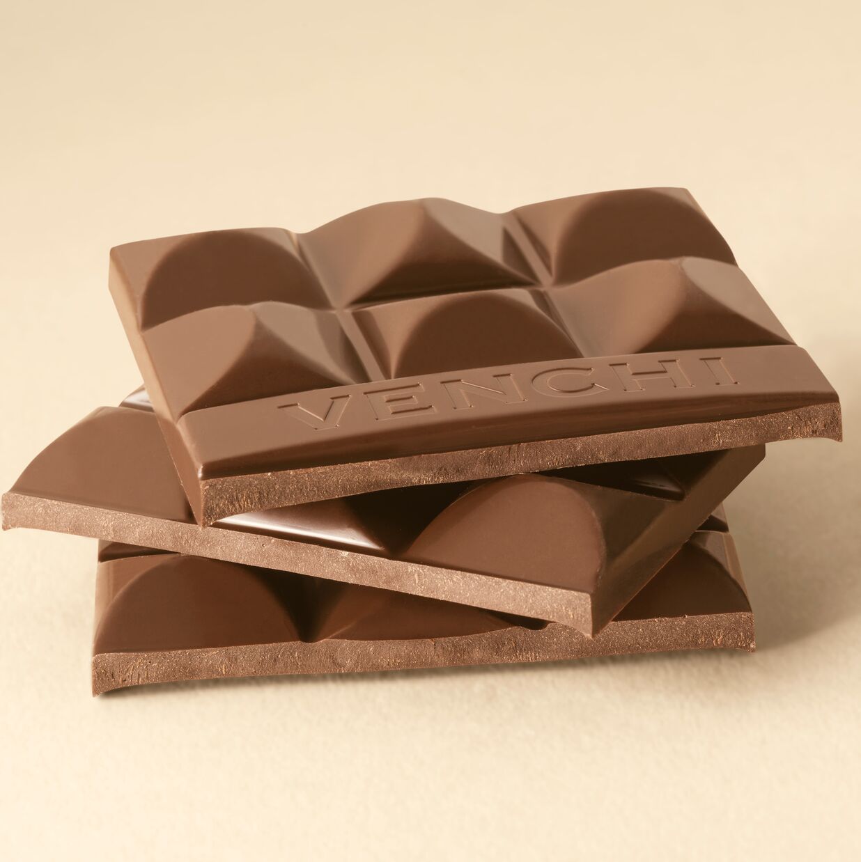 venchi-milk-bar-bundle-da-6-tavolette-cioccolato-al-latte image 2
